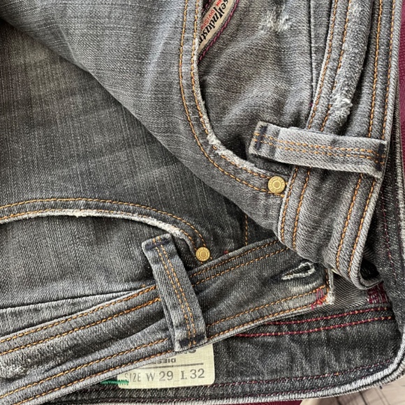 Men’s Diesel Jeans 29 - Picture 2 of 5
